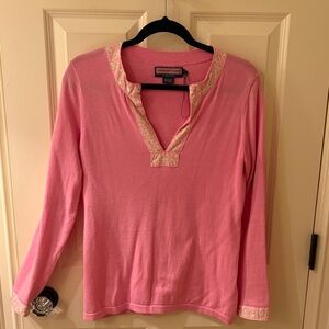 Vineyard Vines Pink V-Neck Knit Top with Cream Trim